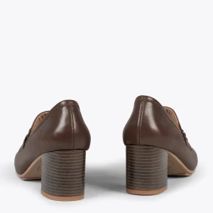 vente à bas prix MiMaO ShopOnline CHAIN – Mocassins Avec Talon Et Ornement Doré MARRON 13