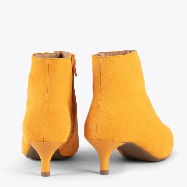 styles dernier cri MiMaO ShopOnline OUTFIT – Bottines élégantes à Talon Kitten JAUNE 4