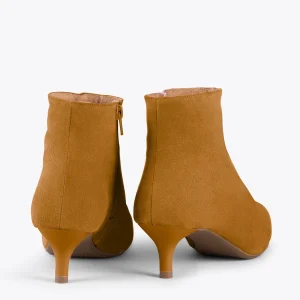 MiMaO ShopOnline OUTFIT – Bottines élégantes à Talon Kitten CAMEL mode 13