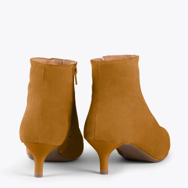 MiMaO ShopOnline OUTFIT – Bottines élégantes à Talon Kitten CAMEL mode 4