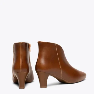 soldes magasin MiMaO ShopOnline LADY – Bottines Avec Décolleté En V CAMEL Nappa 13