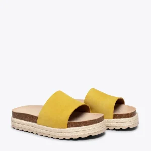 acheter en ligne MiMaO ShopOnline FRAISE – Mules Pour Fille JAUNE 11