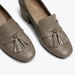 mode MiMaO ShopOnline OFFICE – Mocassin Pour Femmes TAUPE Avec Talon 15