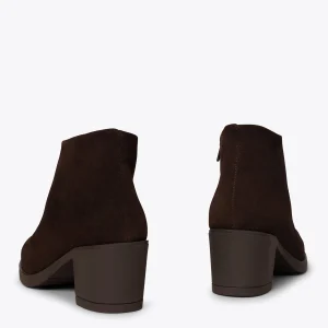 Distributeur Officiel MiMaO ShopOnline BASIC – Bottines MARRON Basiques à Talon Large Et Décolleté En V 13