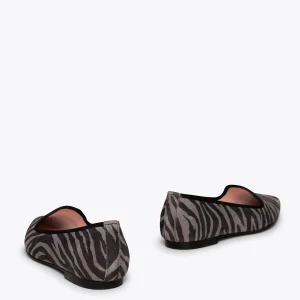 magasin pour MiMaO ShopOnline SLIPPER ZÈBRE – Slipper Animal Print GRIS ZÈBRE 13